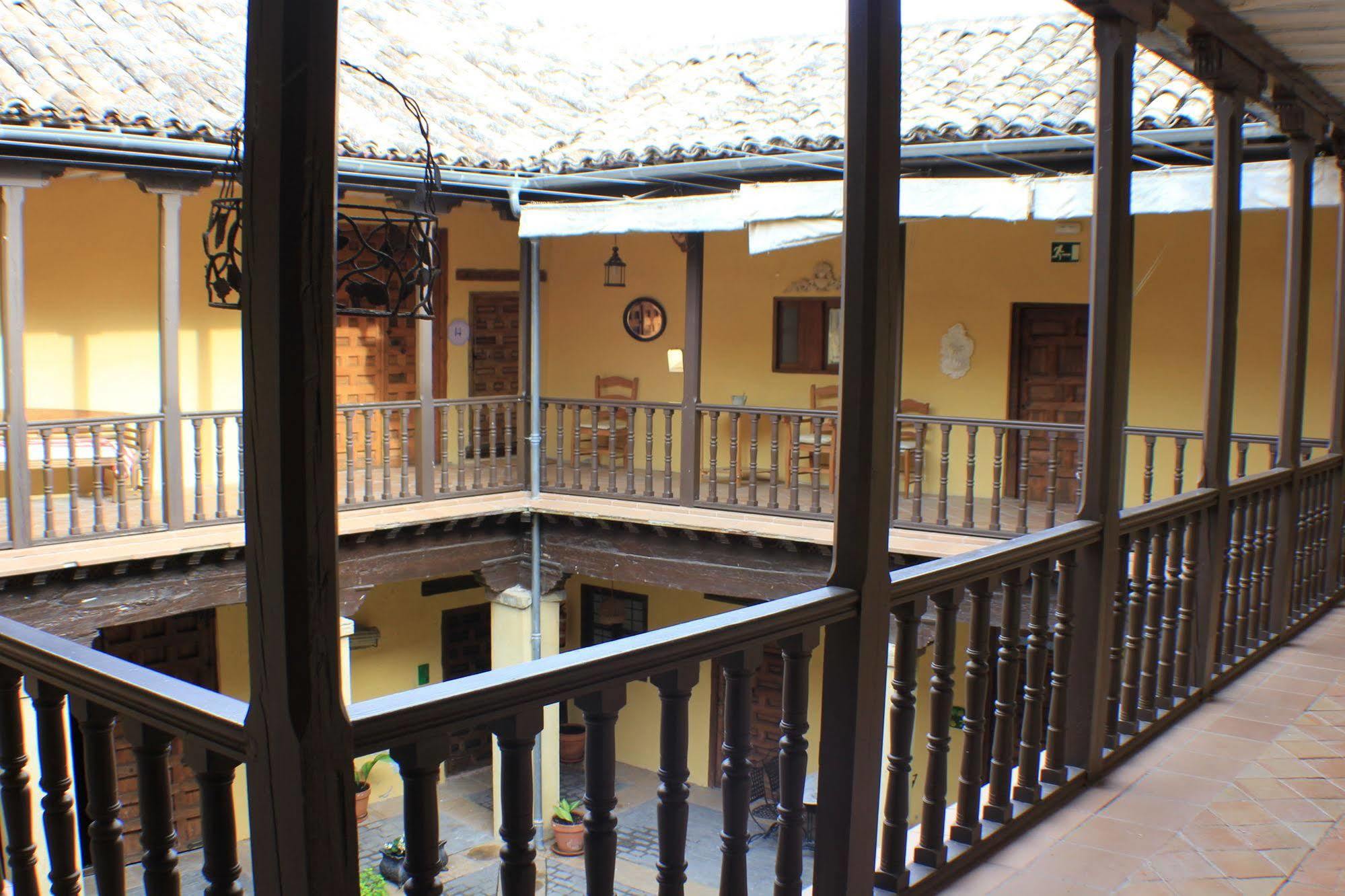 Casa Palacio Conde De Garcinarro Huete Exteriér fotografie